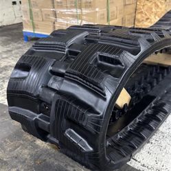 Rubber tracks for Bobcat T770 