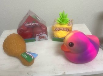 Viral squeeezy toys