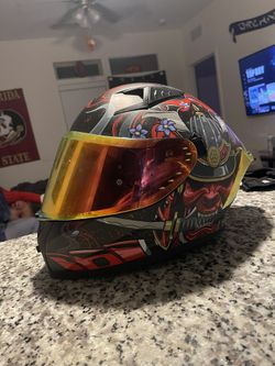 ILM Motorcycle Helmet / Fox Gloves 