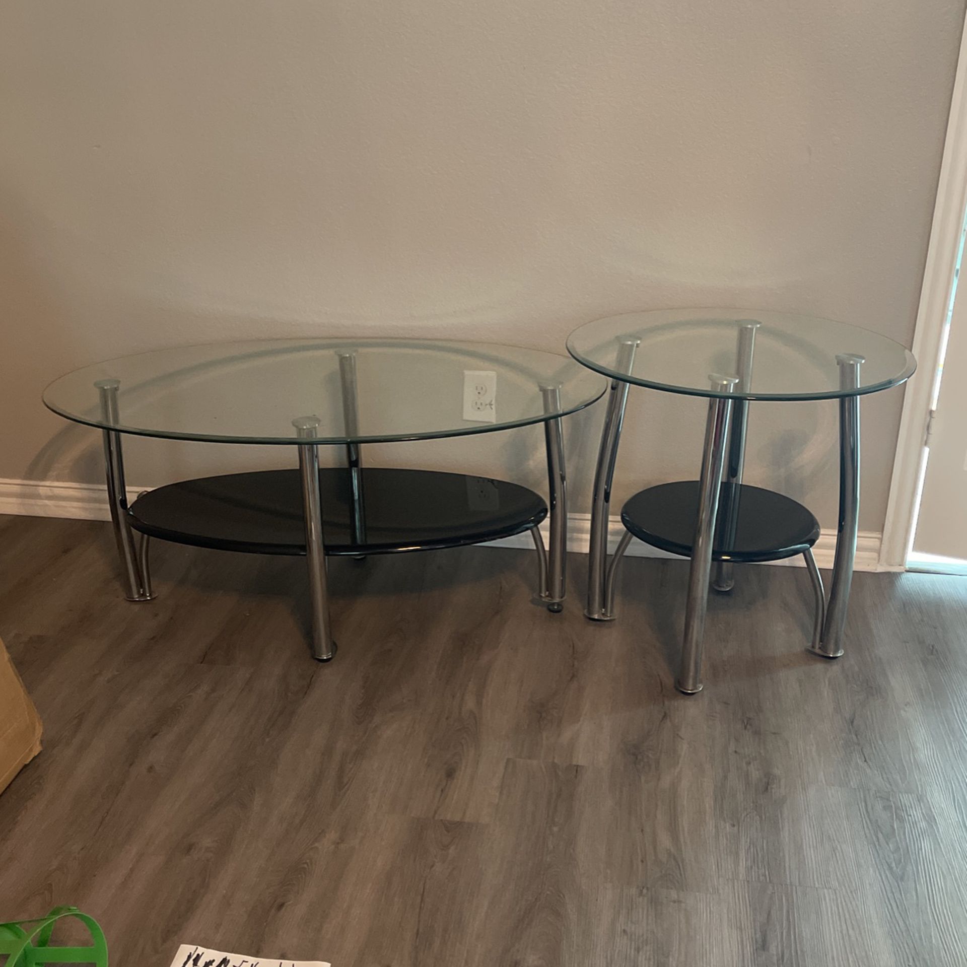 Glass Coffee Tables (2 Pieces) 