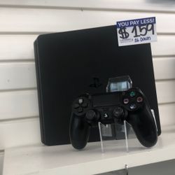 PlayStation 4 With Controller 