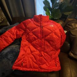 Northface Women Jacket Red (xl)