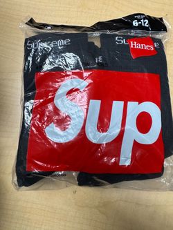 Supreme socks