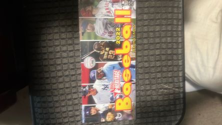 2022 Topps Heritage - Factory Sealed Hobby Box - One Auto or Relic Card