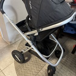 Nuna IvvI Stroller 