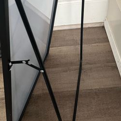 Mirror With Kickstand