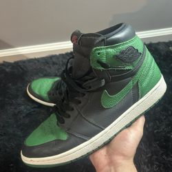 Jordan 1 Retro “ Pine Green 2.0”