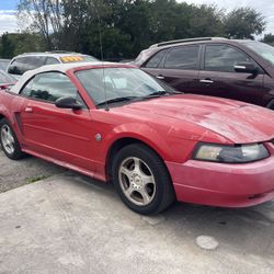 2004 Ford Mustang