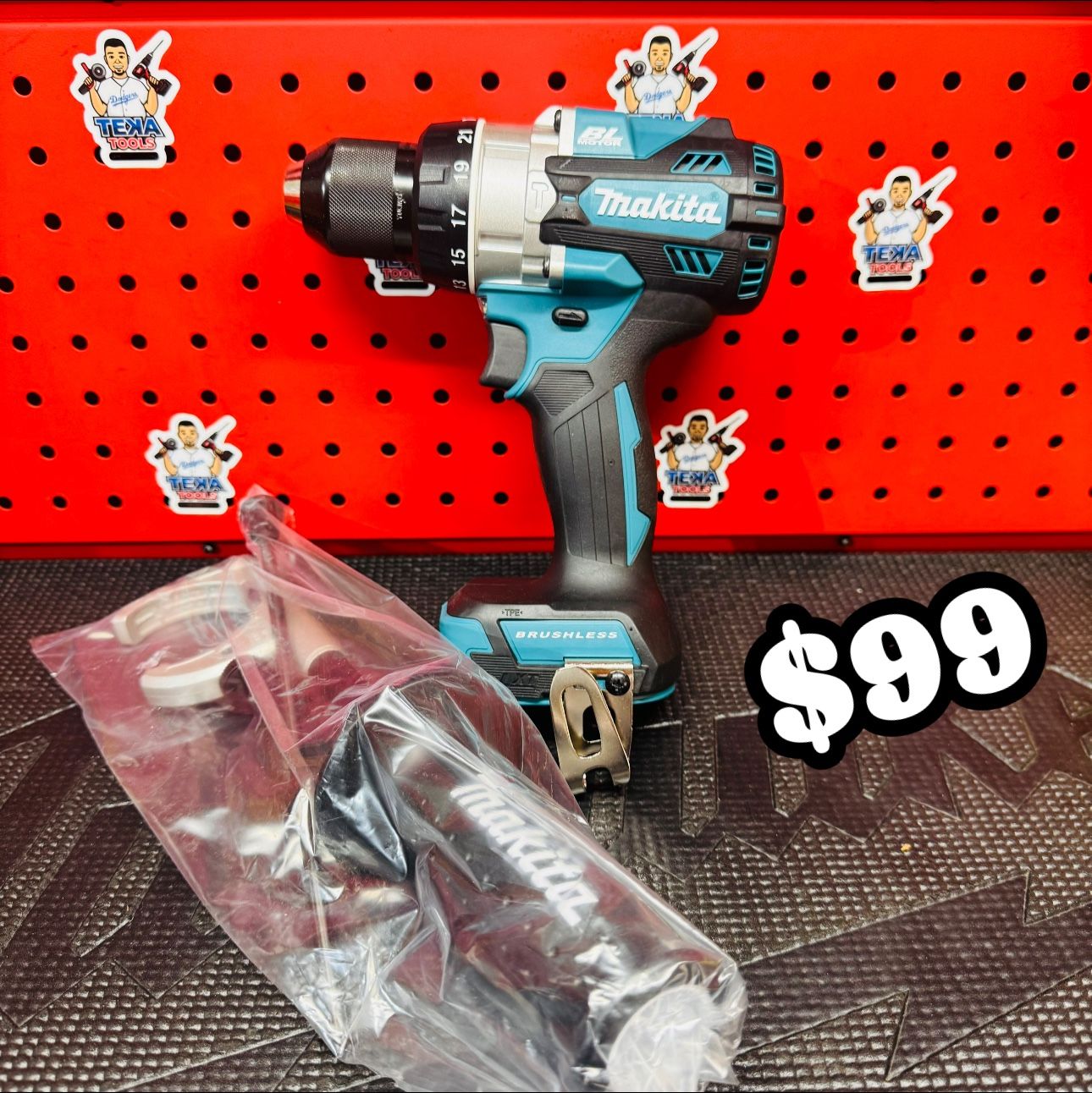 Makita 18V Lithium-Ion Brushless 1/2 In. Cordless Hammer Driver Drill (Tool Only)