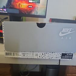 New- Size 10 -wolf grey 5