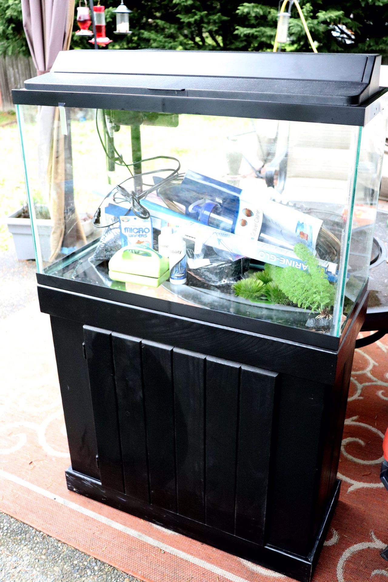 30gal fish tank with Accessories