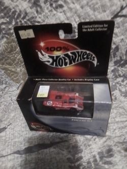 2001 100% Hot Wheels Porsche 917 red
