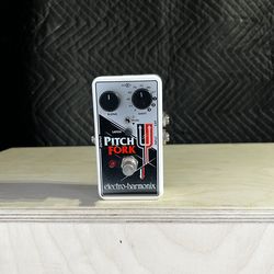Electro Harmonix Pitch Fork
