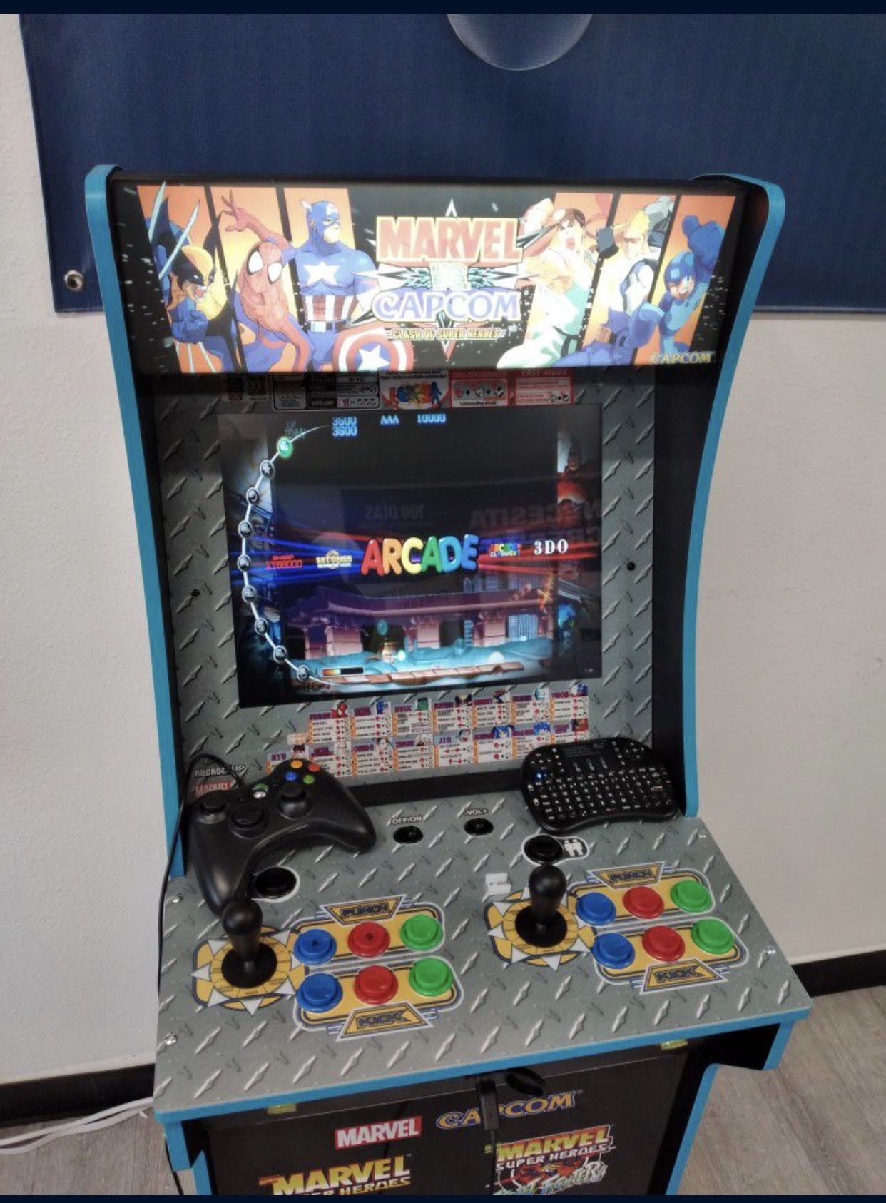 Arcade Cabinet Custom 10000 + Games 60 Console Brand New With Led Marquee And Led Control Pannel .Pc & Keyboard And 1 Controller