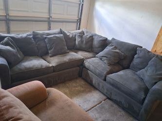 Sectional couch