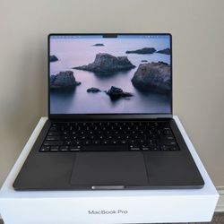 MacBook M3 Max - 36GB RAM - 1TB SSD