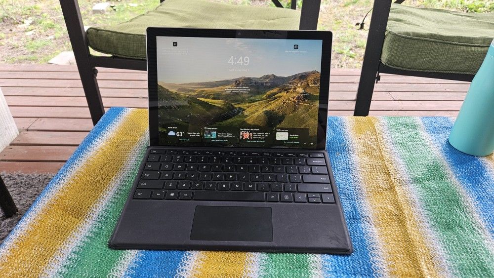 Microsoft Surface PRO 7+ LTE advanced With Esim 2-in-1 Tablet Laptop