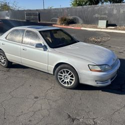 1994 Lexus ES 300