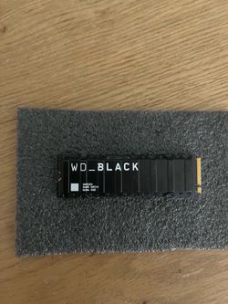 SSD - 2TB WD Black SN850X NVMe w/ Heatsink - Gaming/PC/PS5 - Barely Used/New