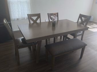 Dining Room Set