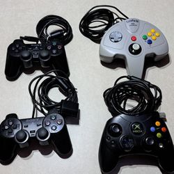 Video Game Controllers for PARTS or REPAIR (Nintendo 64 SuperPad, PS2, and  Original Xbox)