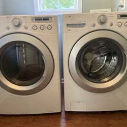 LG Washer And Dryer Set