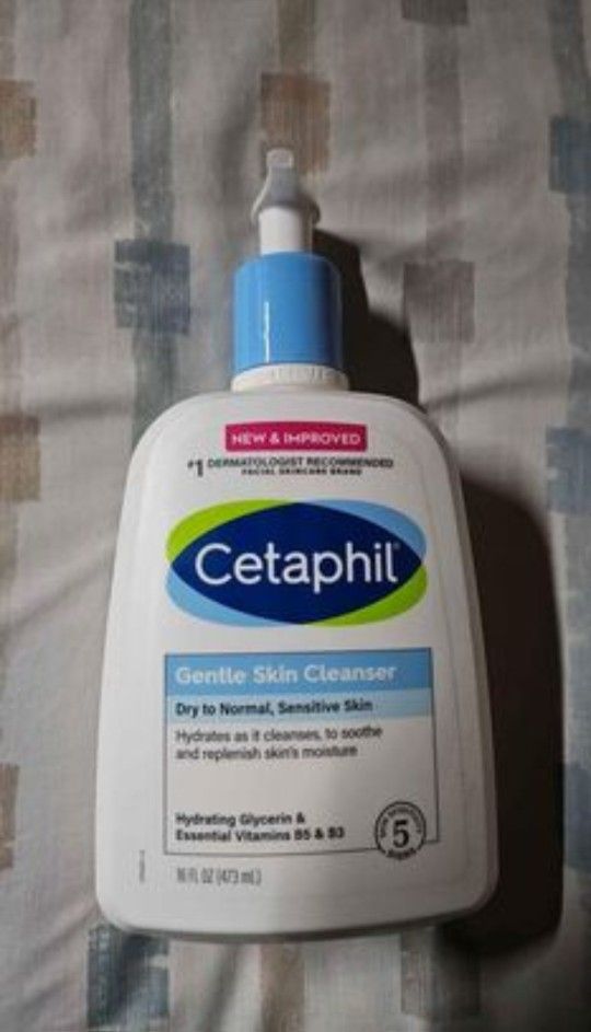 Cetaphil Gentle Skin Cleanser Dry to Normal, Sensitive Skin 16oz