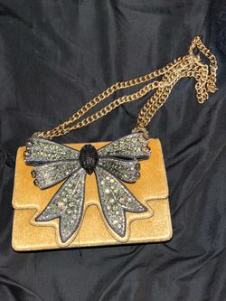 Kurt bags $100 each