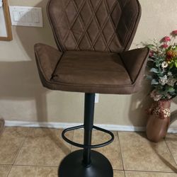 Swivel Adjustable Stool
