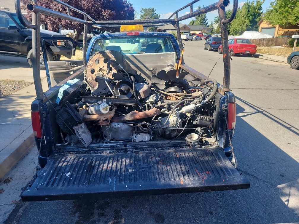 2000 GMC Yukon Denali Engine Accessories