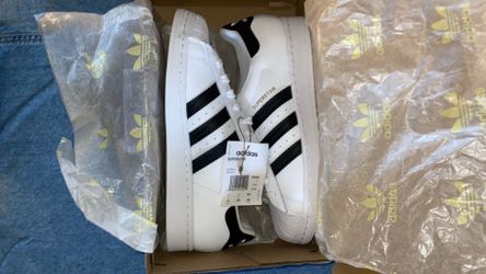 Adidas superstar 7 1/2 new