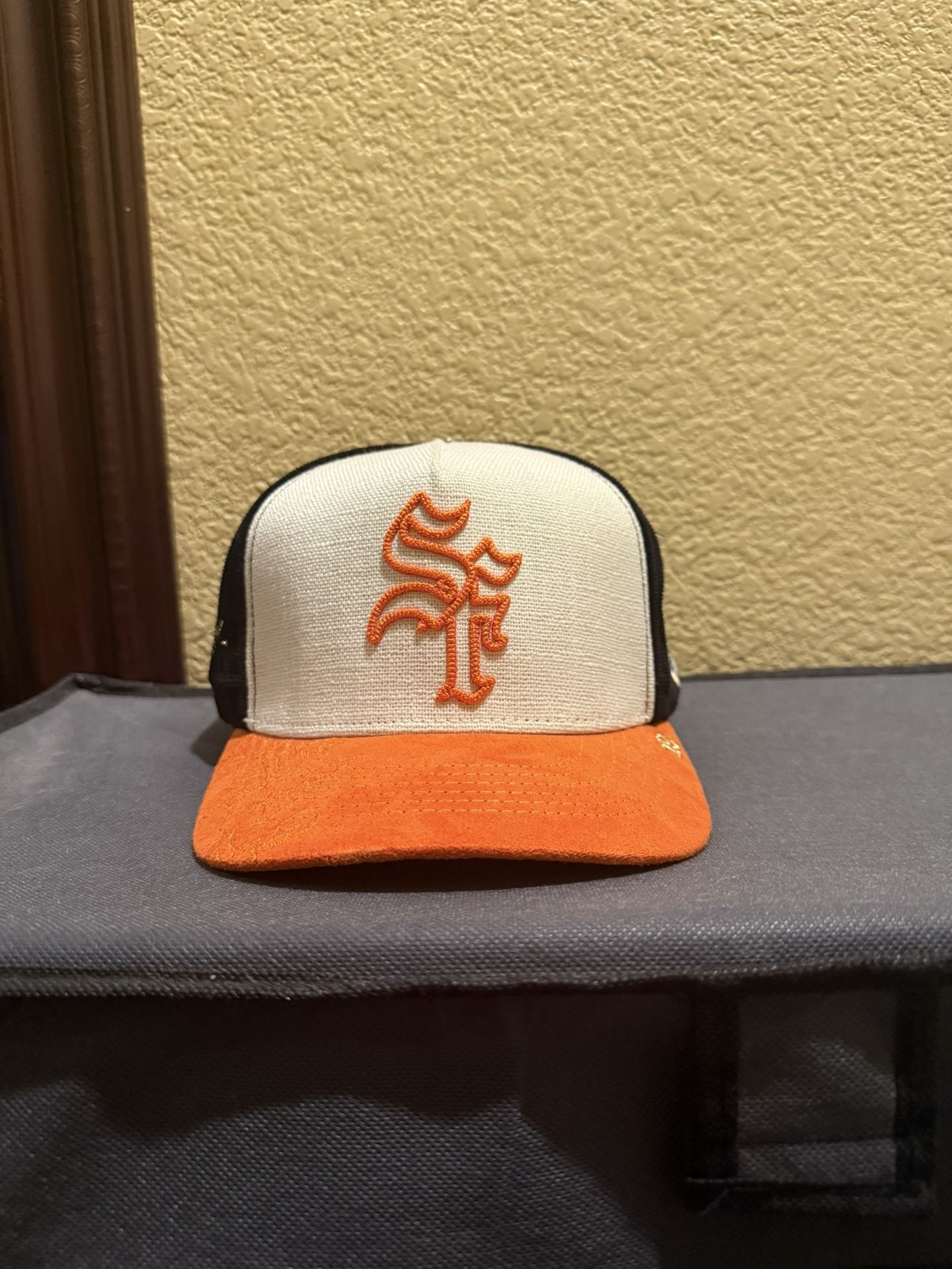 Dvniel Luu Limited Edition SF Giants Hat