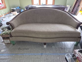 vintage looking sofa Schnadig