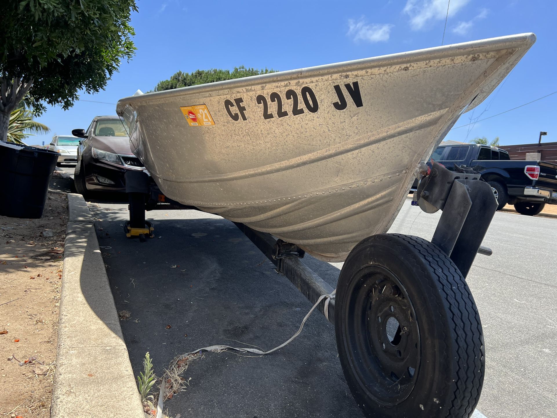 14ft Valco Skiff 3.0 Outboard for Sale in San Diego, CA OfferUp