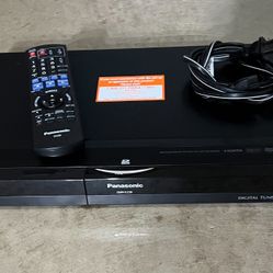 Panasonic DMR-EZ28 DVD Recorder Digital HD Tuner with remote works well!