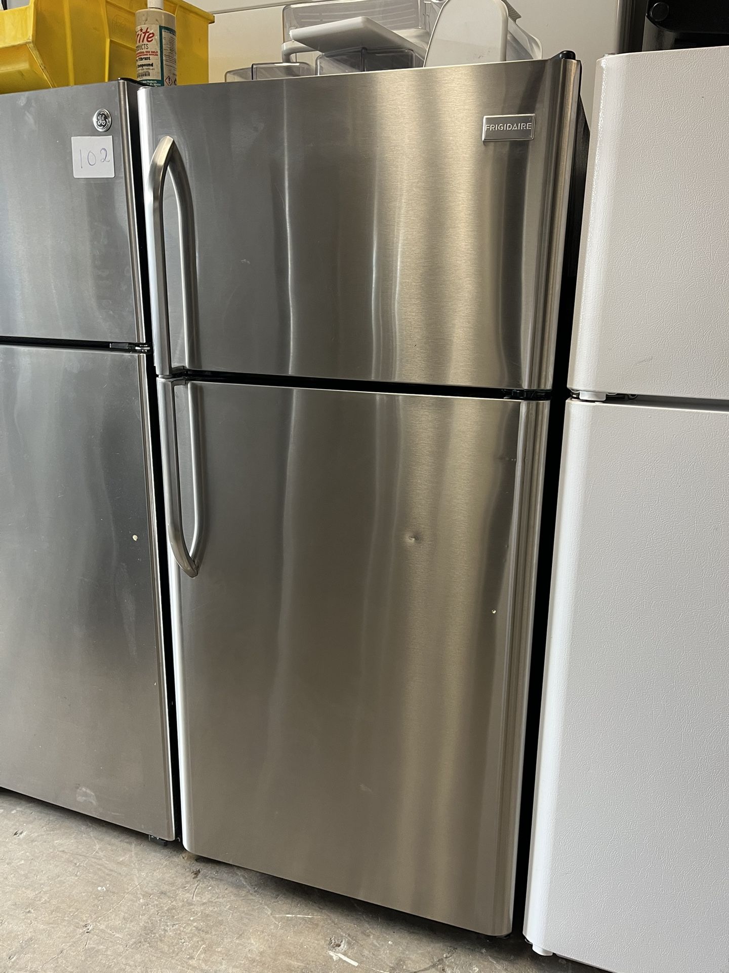 Frigidaire Stainless Steel Top Freezer Refrigerator 