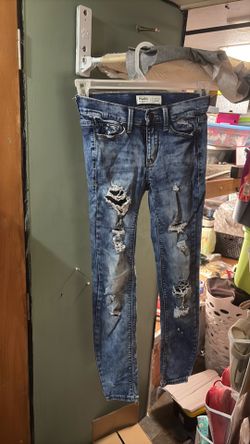 Mudd FLX stretch low rise skinny