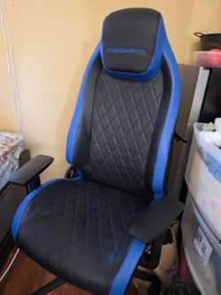 Gaming chair