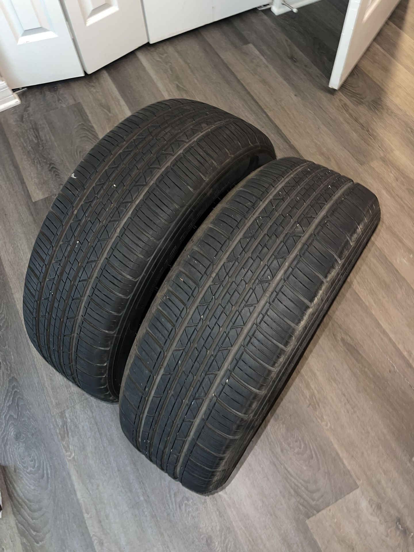 Like New Milestar 215/60/R16