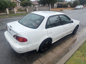 2002 Toyota Corolla