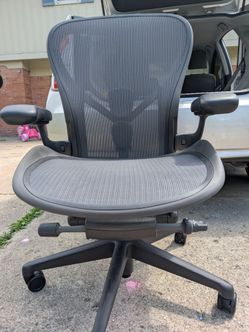 Herman Miller aeron remastered size c