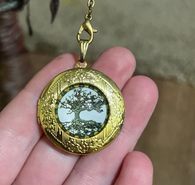 tree photo locket pendant