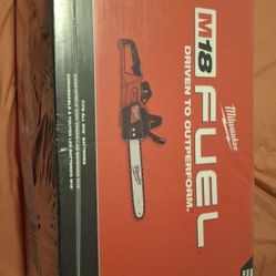 Milwaukee 16" Chainsaw 