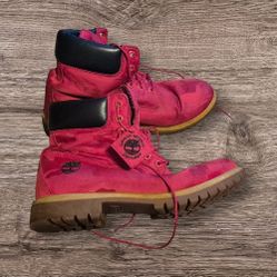 TIMBERLAND Men's Red Camo Valentine's Premium Hiking BOOTS OBO