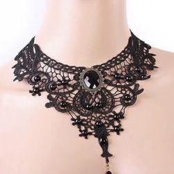 Beautiful Vintage Gothic Style Necklace Absolutely Stunning