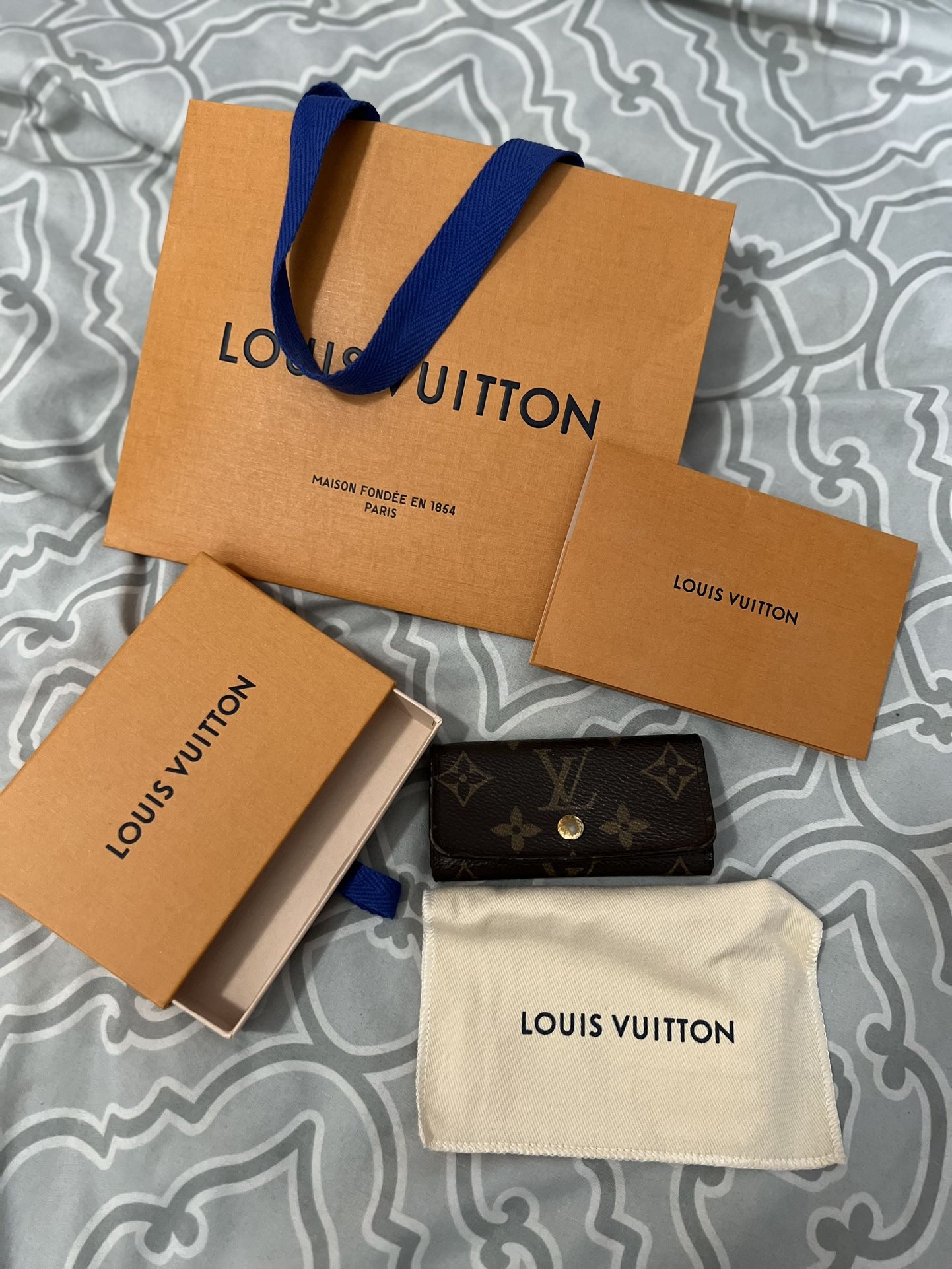 Louis Vuitton 4 Key Holder