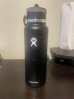 Black Hydroflask With Straw 40 oz