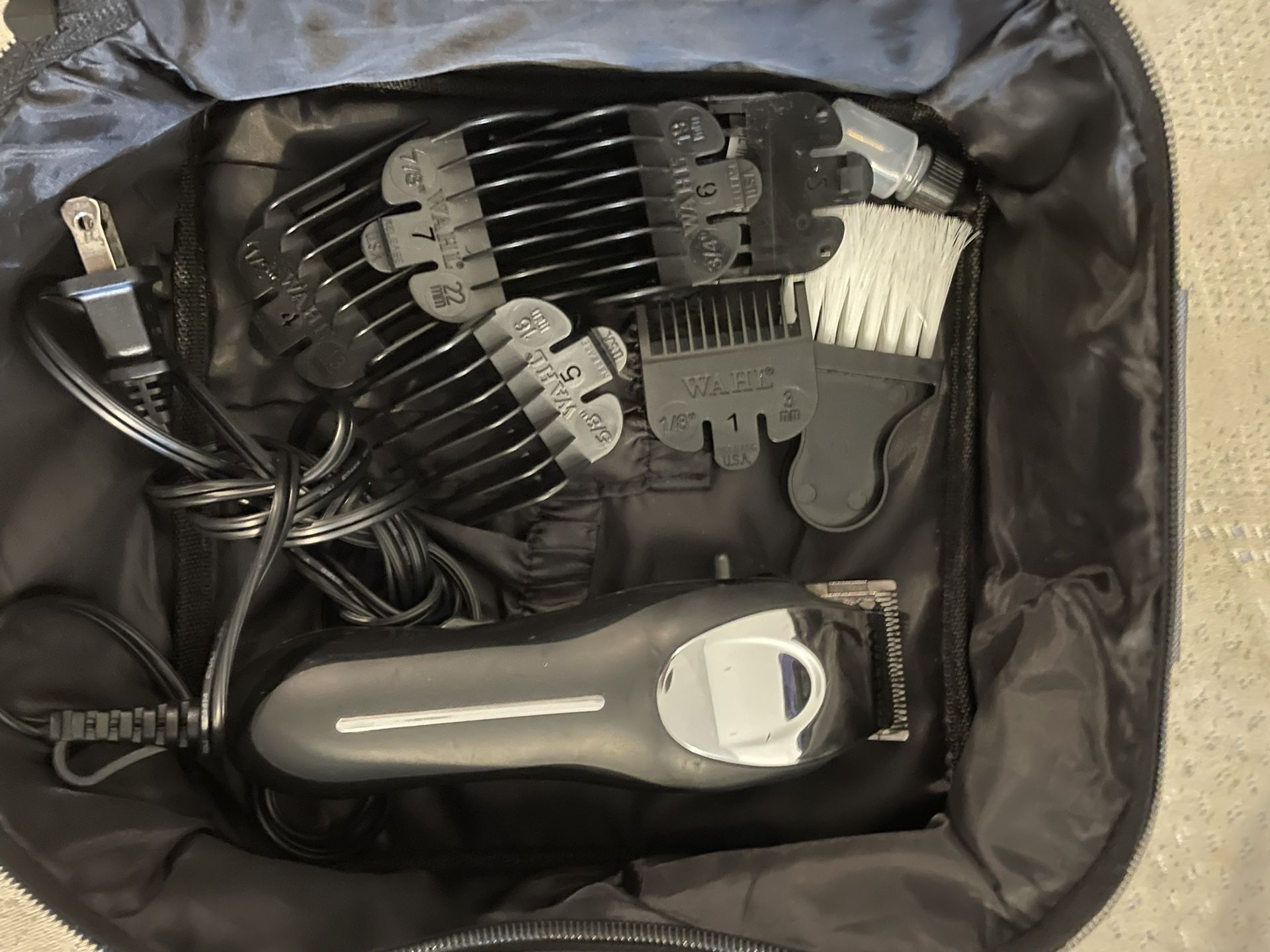 WAHL Clippers, Full Set, Barely Used