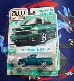 Auto World Chevy Silverado SS Custom 1:64 Diecast