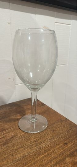 Set of 12 Large Clear Glass Wine Glass